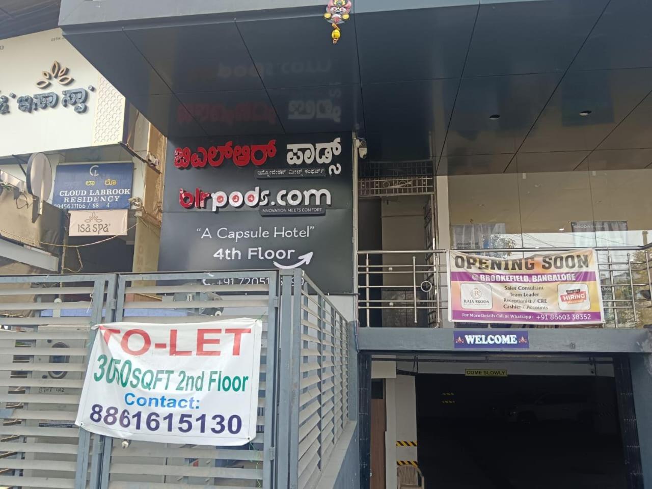 Hotel Blr Pods Bangalore Esterno foto
